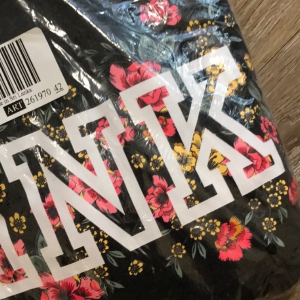 NEW💗VS PINK GREY FLORAL LOGO PULLOVER HOODIE - Picture 6 of 7